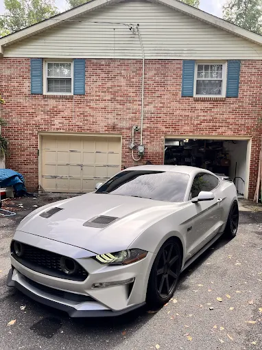 Matte silver Mustang detail